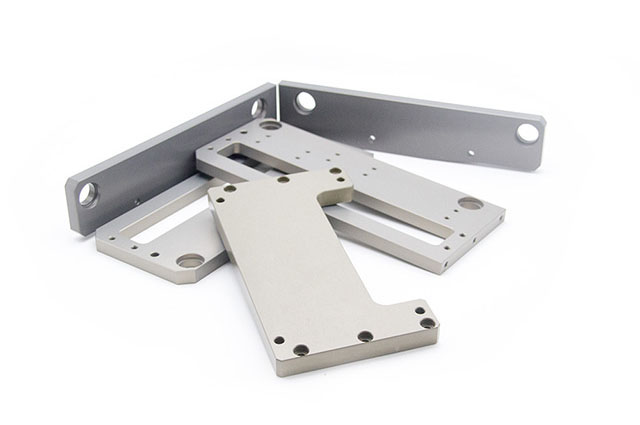 鑫創盟鋁型材加工廠家淺談鋁合金外框的優勢